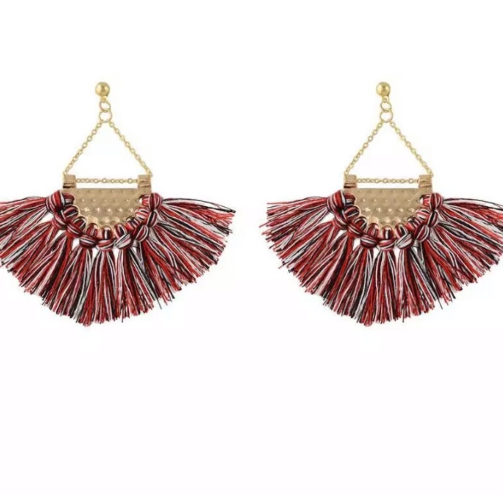🌹JUST IN🌹Half Moon Tassle Drop Bohemian Earrings - Picture 2 of 3